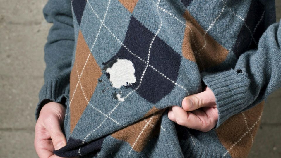 Couture : Comment réparer un vêtement en maille ?